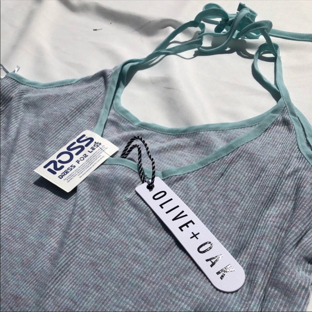 Women’s Tank - Picture 2 of 6